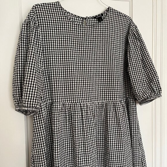 Monki Dresses & Skirts - Monki Black and White Gingham Dress | Size Medium